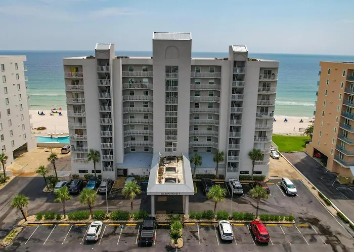 Apartment Ocean House 1903