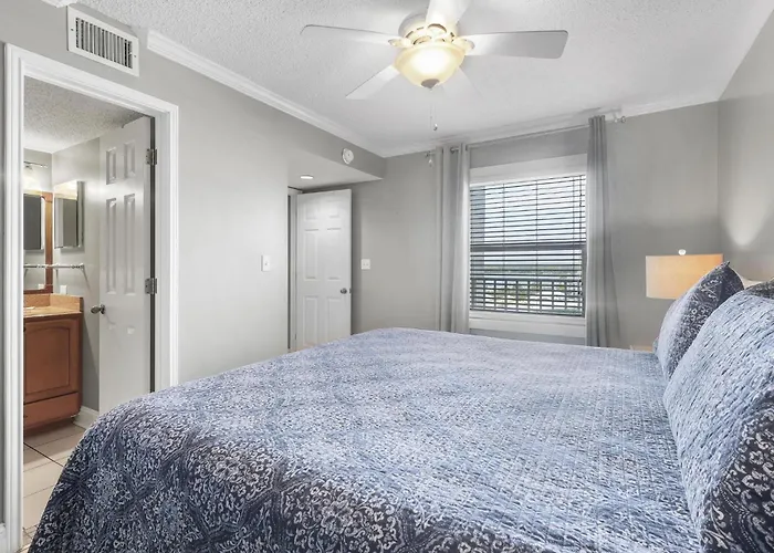 Ocean House 1903 Apartment